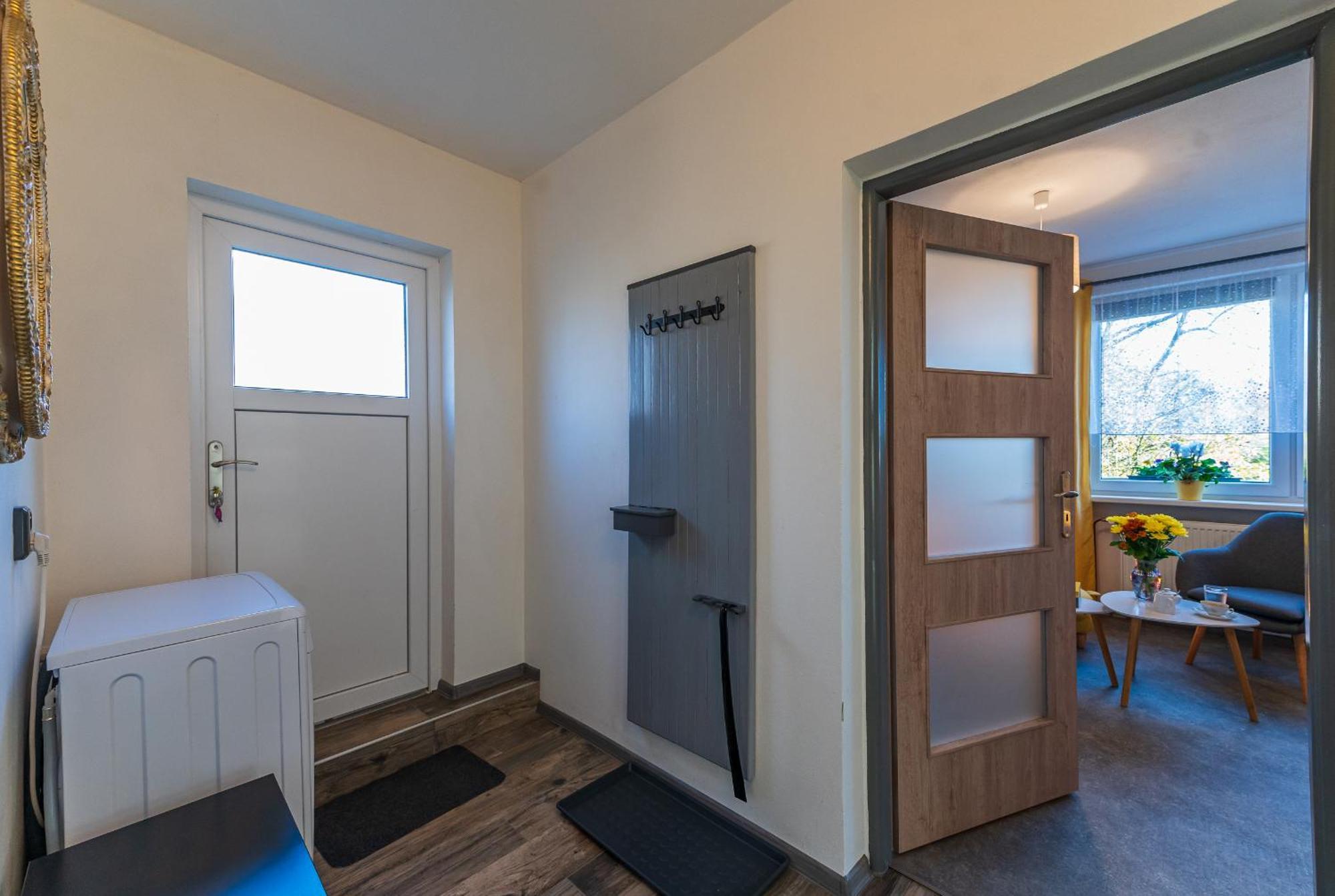 Ubytovani Na Samote - Apartman U Tesaru Komarice Екстер'єр фото